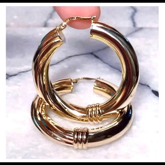 14KT DESIGNER X-LG HOOPS ~ BUTTERY RICH SOLID LUSTROUS YELLOW GOLD EARRINGS - Picture 11 of 12